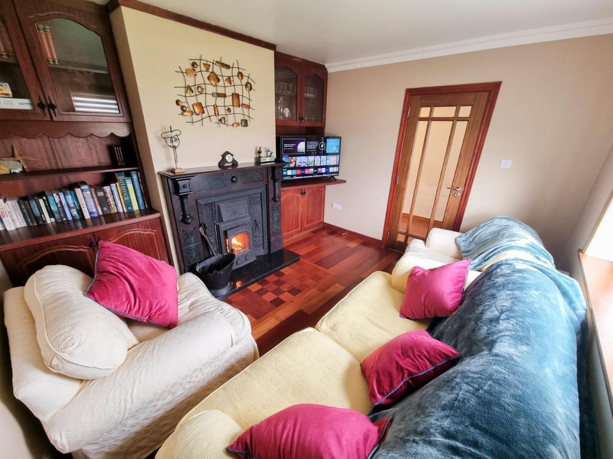 3 Bed Renovated Cottage Carramore Lake, Belmullet Баллина Экстерьер фото